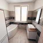 Luxora