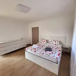 Luxora 伊佐拉
